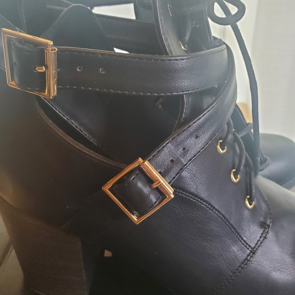 Nib Torrid Lace Up Willow Combat Boot - image 7